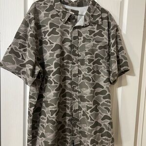 Magellan Outdoors Men's Camouflage Fishing Shirt